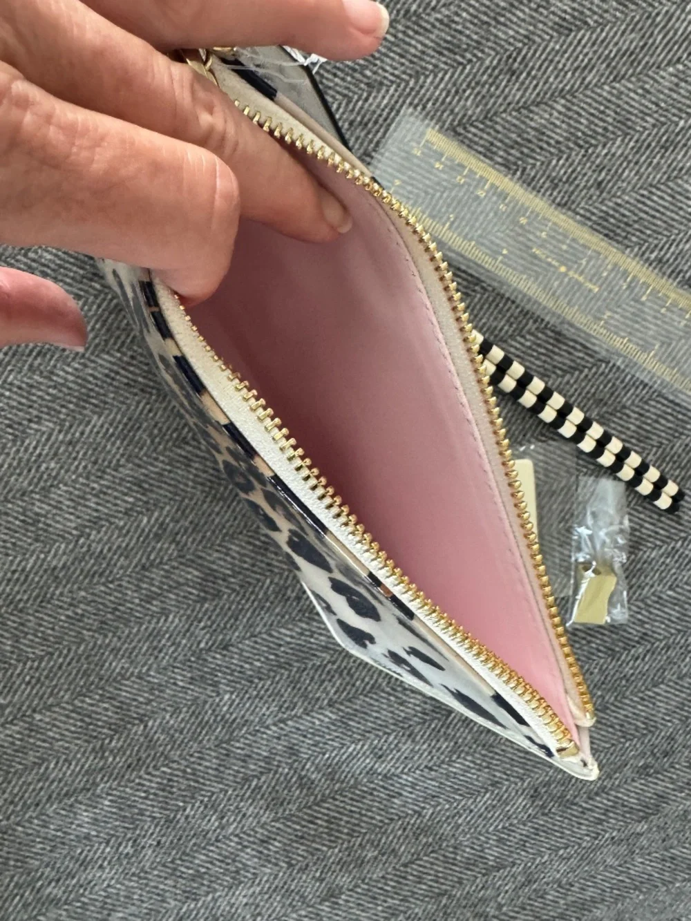 NWT, KATE SPADE, LEOPARD PRINT PENCIL HOLDER
